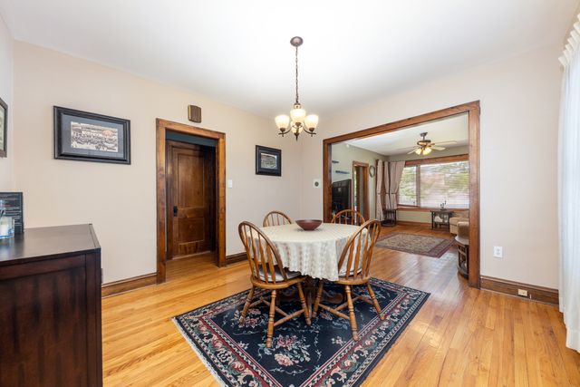 6325 W HUNTINGTON Street, Chicago, IL 60646