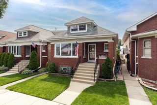 6325 W HUNTINGTON Street, Chicago, IL 60646