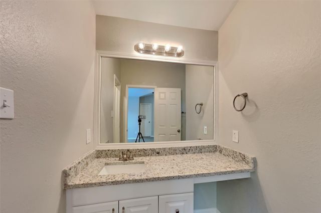 738 Levi Bend, Magnolia, TX 77354
