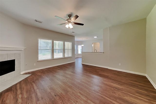 738 Levi Bend, Magnolia, TX 77354