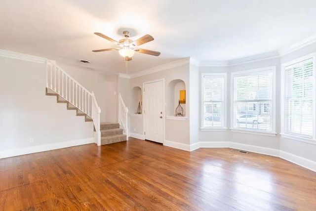 380 HOLMES CIR, Memphis, TN 38111