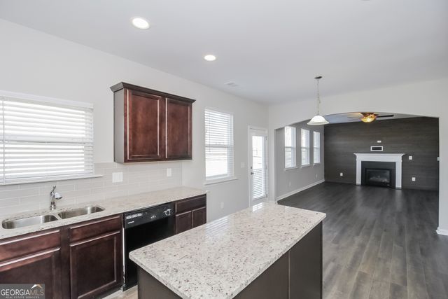 48 Susie Creek Walk, Villa Rica, GA 30180