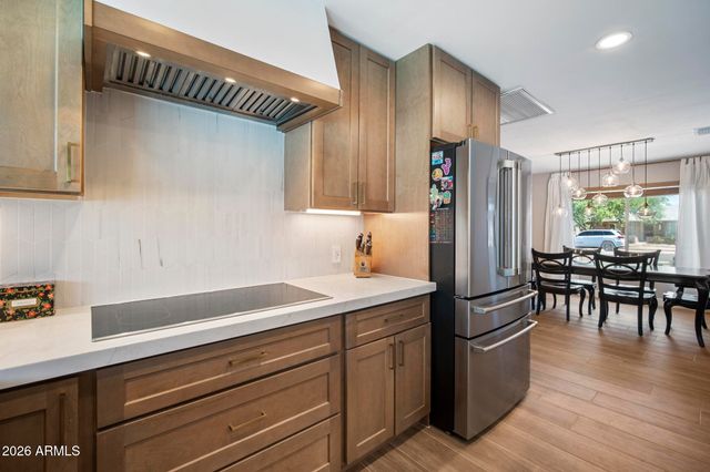 4916 E SURREY Avenue, Scottsdale, AZ 85254