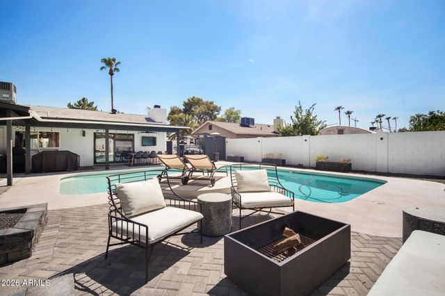 4916 E SURREY Avenue, Scottsdale, AZ 85254