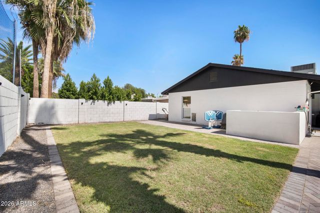4916 E SURREY Avenue, Scottsdale, AZ 85254