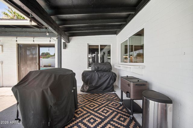 4916 E SURREY Avenue, Scottsdale, AZ 85254