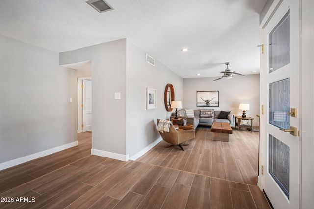 4916 E SURREY Avenue, Scottsdale, AZ 85254