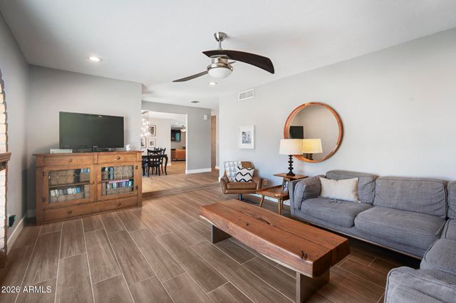 4916 E SURREY Avenue, Scottsdale, AZ 85254