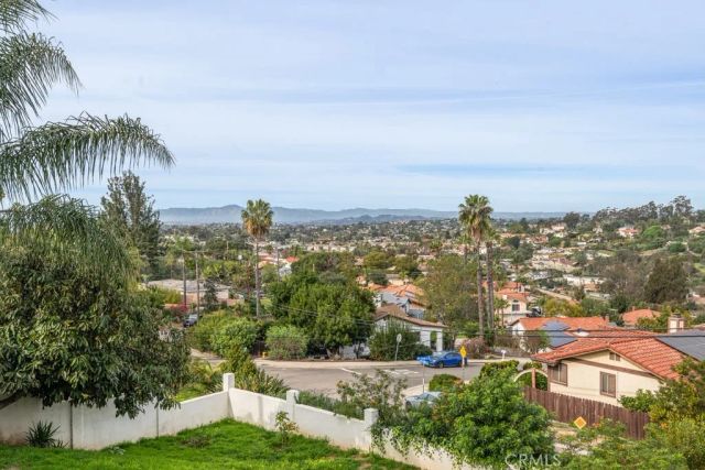 1245 Phillips Street, Vista, CA 92083