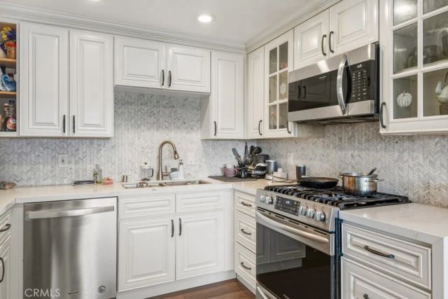 1245 Phillips Street, Vista, CA 92083