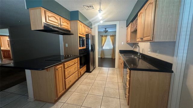 2526 Nottingham Place, Grand Prairie, TX 75050