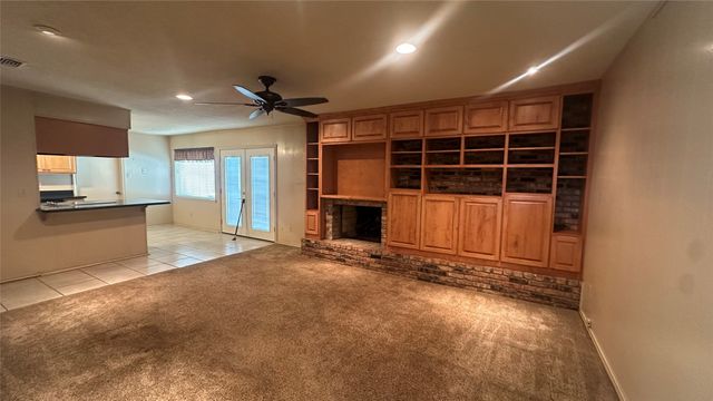 2526 Nottingham Place, Grand Prairie, TX 75050