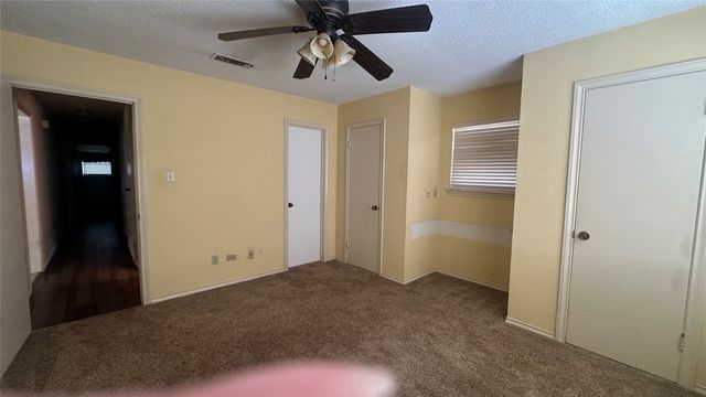 2526 Nottingham Place, Grand Prairie, TX 75050