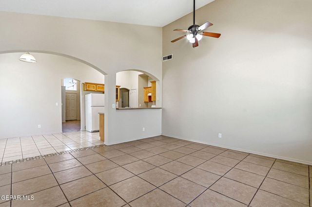 1445 PASEO DE FLOR Street, El Paso, TX 79928