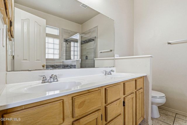 1445 PASEO DE FLOR Street, El Paso, TX 79928