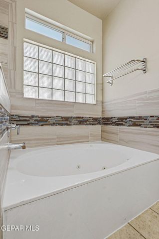 1445 PASEO DE FLOR Street, El Paso, TX 79928