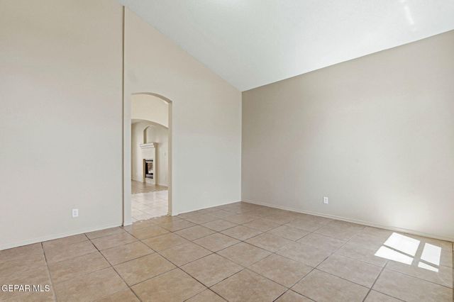 1445 PASEO DE FLOR Street, El Paso, TX 79928