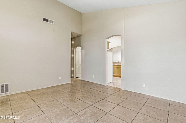 1445 PASEO DE FLOR Street, El Paso, TX 79928