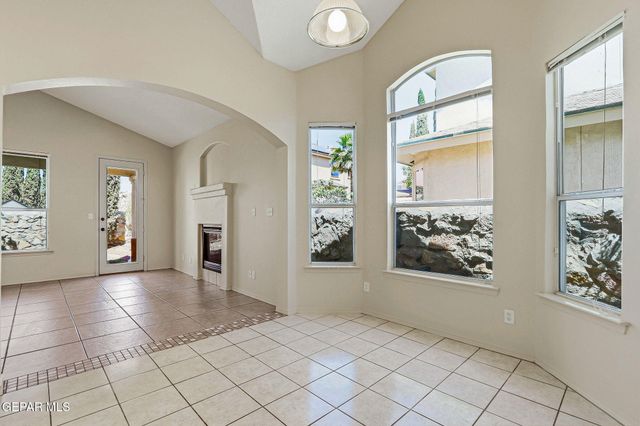 1445 PASEO DE FLOR Street, El Paso, TX 79928