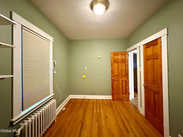 36 Garfield Avenue, Schenectady, NY 12304