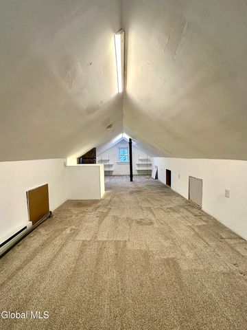 36 Garfield Avenue, Schenectady, NY 12304