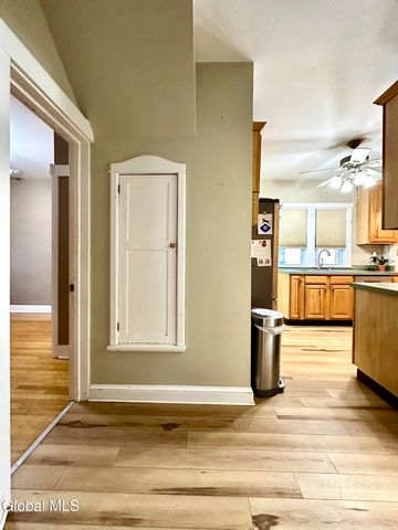 36 Garfield Avenue, Schenectady, NY 12304