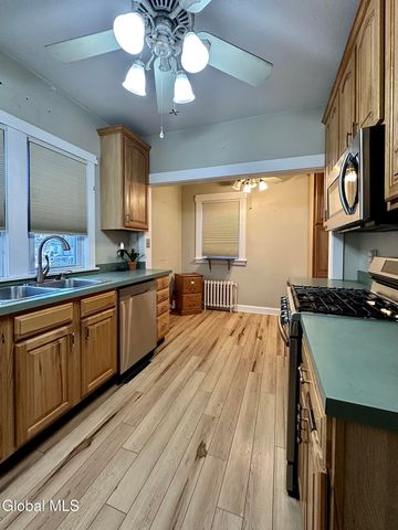 36 Garfield Avenue, Schenectady, NY 12304