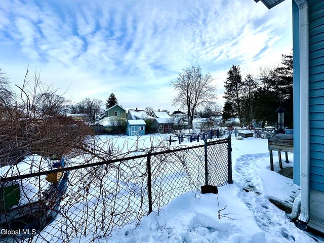 36 Garfield Avenue, Schenectady, NY 12304