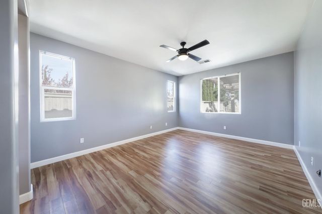 13504 Carpaccio Lane, Bakersfield, CA 93306