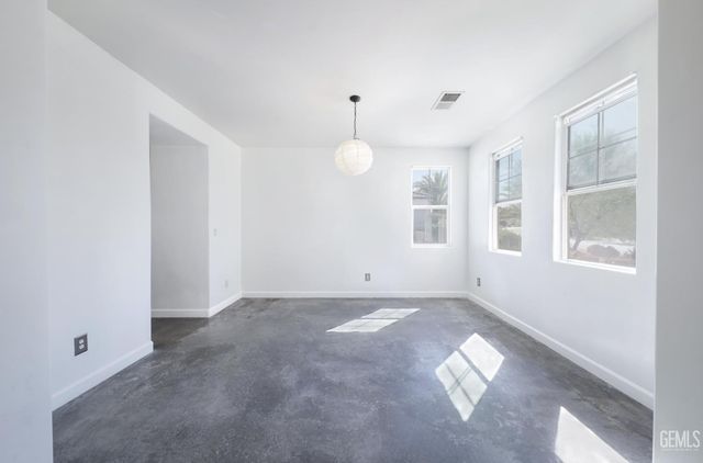 13504 Carpaccio Lane, Bakersfield, CA 93306