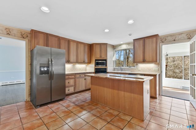 26 Holly Lane, Darien, CT 06820