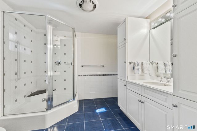 26 Holly Lane, Darien, CT 06820