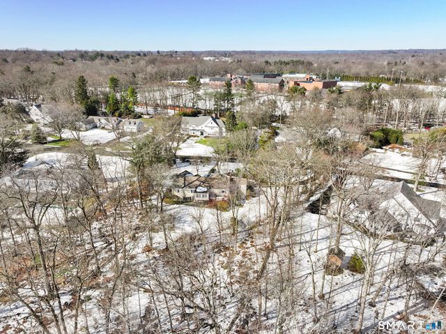 26 Holly Lane, Darien, CT 06820