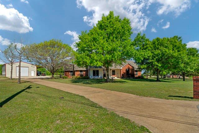1411 Honeysuckle Ridge Court, Midlothian, TX 76065