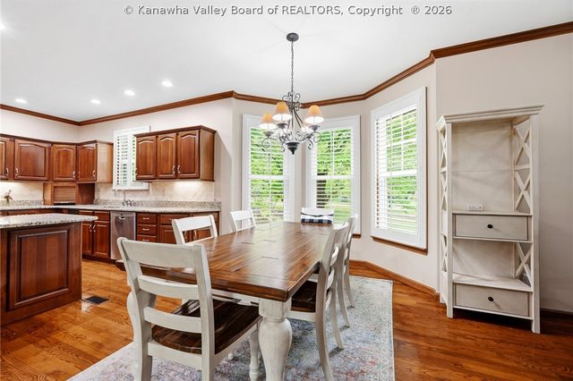 14 Woodclyffe Road, Hurricane, WV 25526