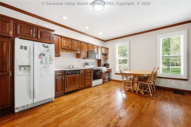 14 Woodclyffe Road, Hurricane, WV 25526