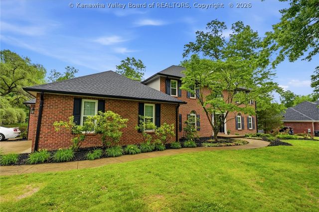 14 Woodclyffe Road, Hurricane, WV 25526