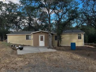 16612 Stagecoach Rd, Corning, CA 96021