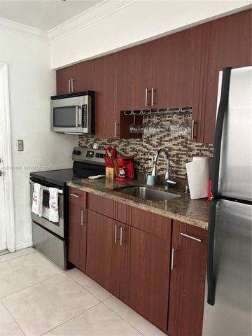 1332 SW 22nd Ave, Fort Lauderdale, FL 33312