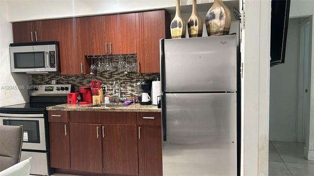 1332 SW 22nd Ave, Fort Lauderdale, FL 33312