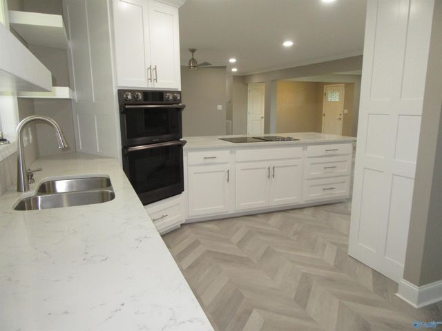 1701 Betty Street SW, Decatur, AL 35601