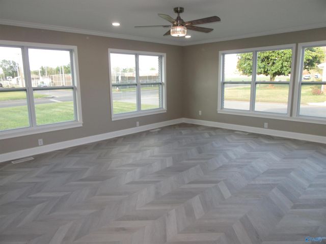 1701 Betty Street SW, Decatur, AL 35601