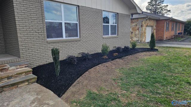 1701 Betty Street SW, Decatur, AL 35601