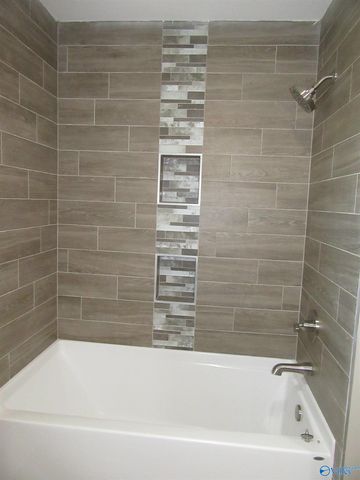 1701 Betty Street SW, Decatur, AL 35601