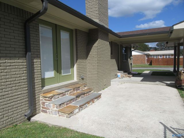 1701 Betty Street SW, Decatur, AL 35601