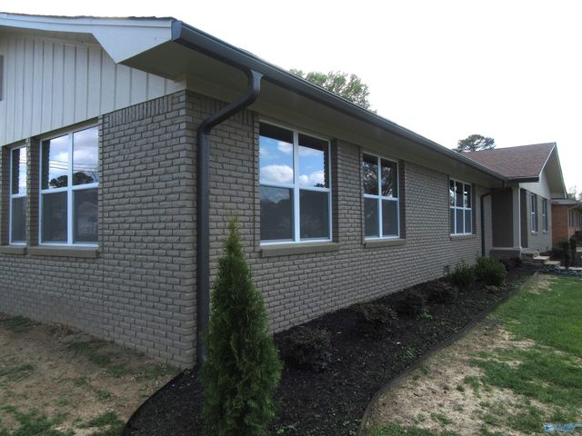 1701 Betty Street SW, Decatur, AL 35601