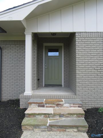 1701 Betty Street SW, Decatur, AL 35601