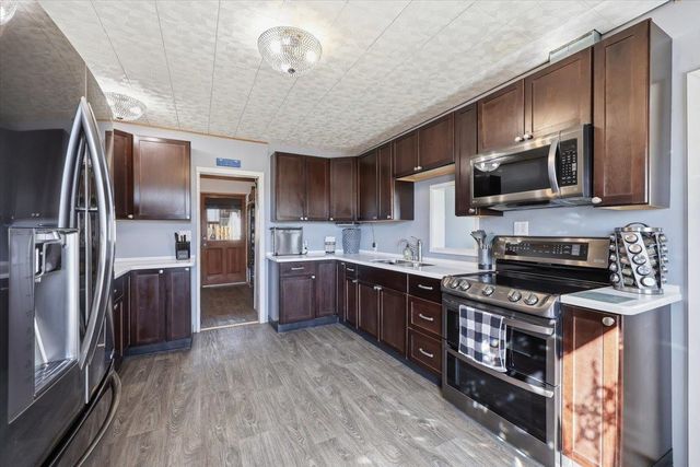 6024 S Craig Rd, Medical Lake, WA 99022