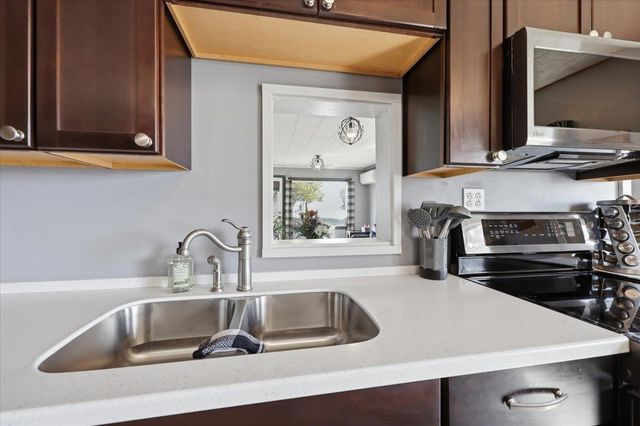 6024 S Craig Rd, Medical Lake, WA 99022