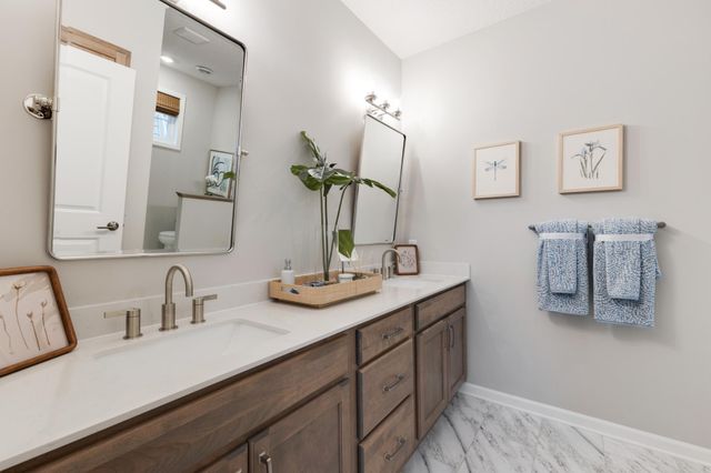 10638 Mississippi Dunes Trail S, Cottage Grove, MN 55016